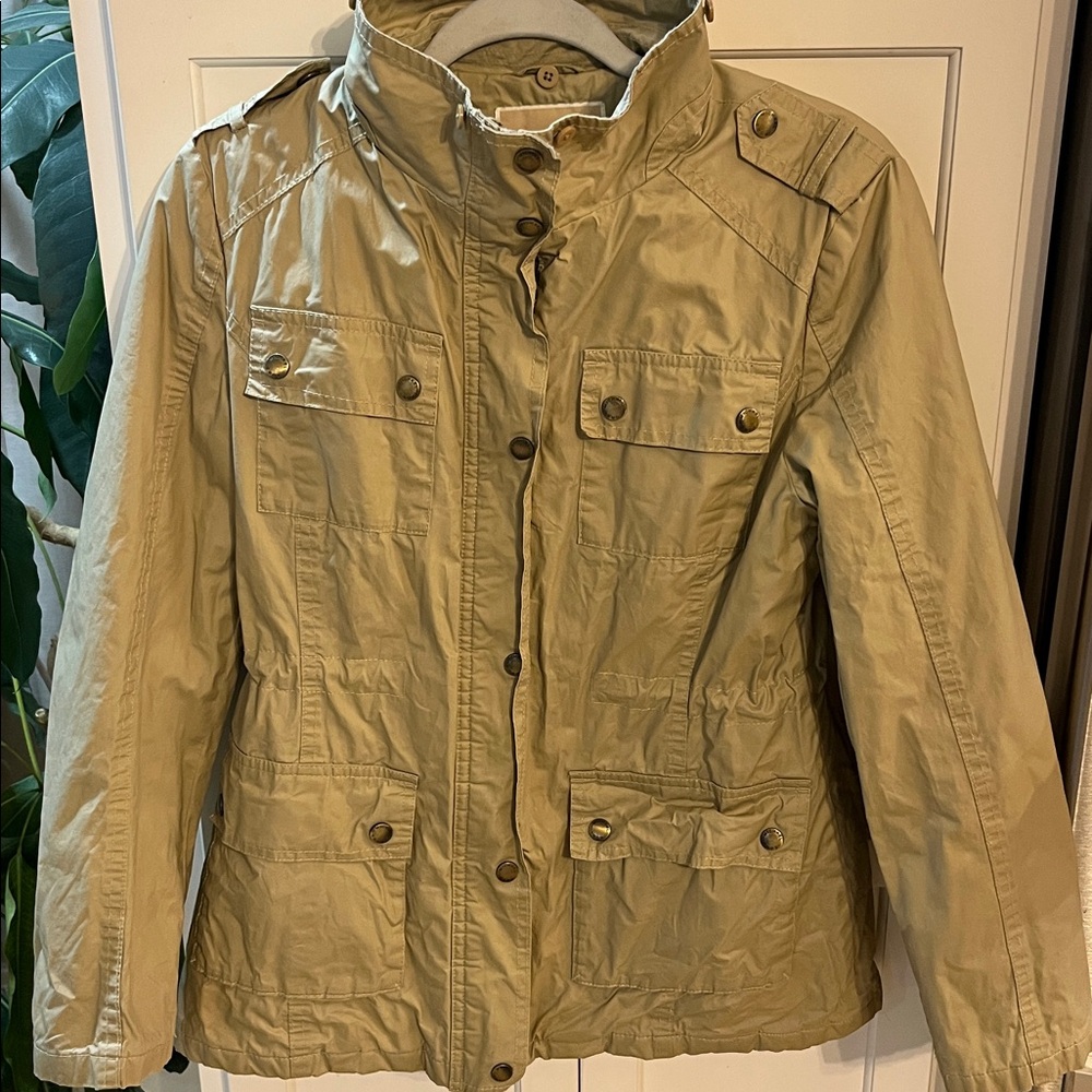Like new  warm Michael Kors Utility safari  Jacket in Tan size small - Picture 4 of 6